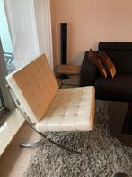 Barcelona chair en voetbank replica, wit, Huis en Inrichting, Fauteuils, Ophalen, Zo goed als nieuw