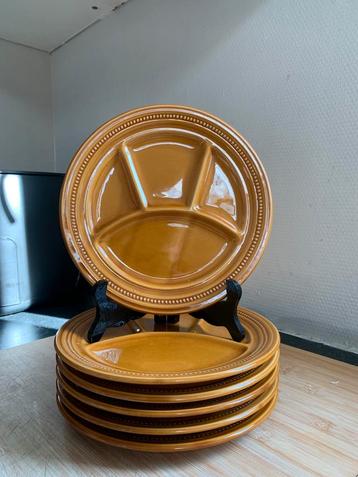 Fondueborden beschikbaar voor biedingen