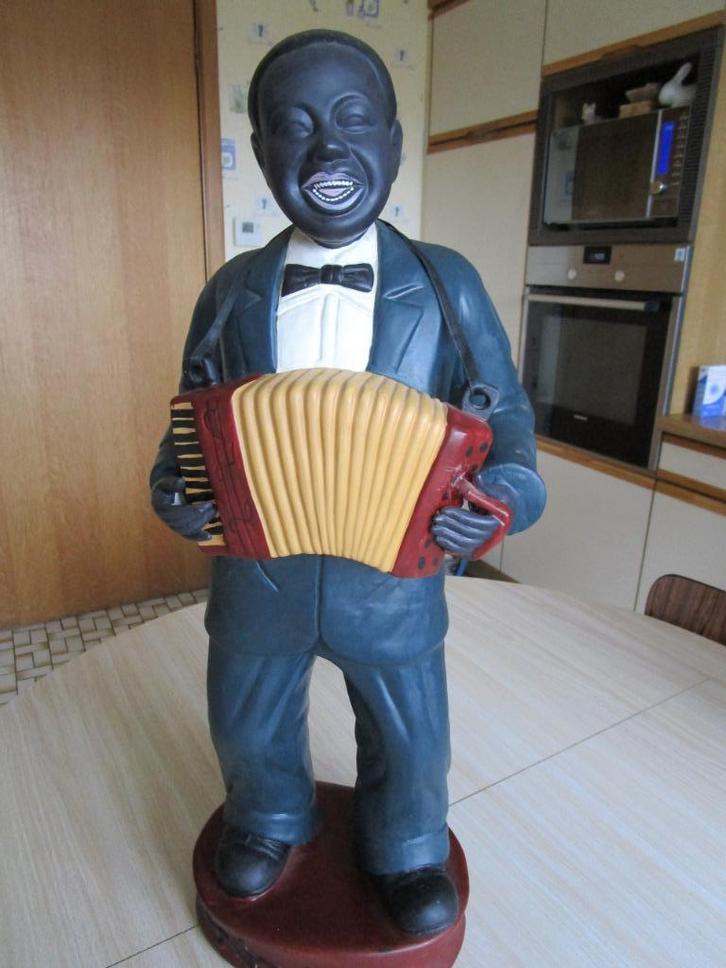 Personnage H 65 cm accordéoniste, Verzamelen, Beelden en Beeldjes, Zo goed als nieuw, Mens, Ophalen