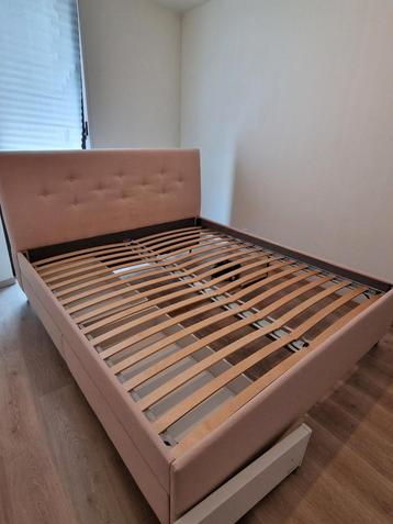 Gestoffeerd tweepersoonsbed met opbergers, IKEA 180x200  beschikbaar voor biedingen
