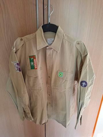 Scoutshemd maat 42 beschikbaar voor biedingen