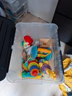 Doos met babyspeelgoed, Enfants & Bébés, Jouets | Blocs de construction, Enlèvement
