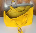 Yellow bag with insert, Ophalen, Zo goed als nieuw