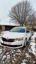 Skoda Octavia Combi 1.6 TDI Ambition, Phares directionnels, Achat, Euro 6, Noir