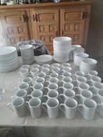 Vaisselle domestique en porcelaine blanche, Maison & Meubles, Cuisine | Vaisselle, Enlèvement, Porcelaine, Assiettes(s)