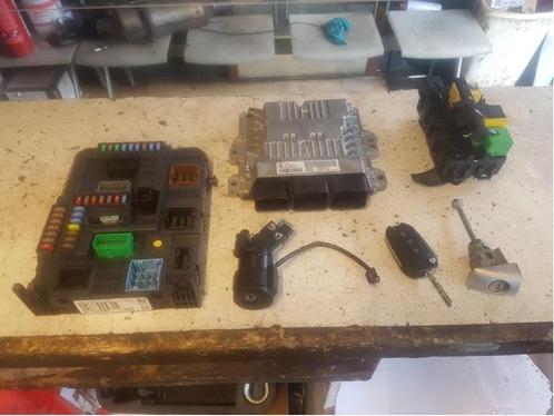 Slotenset van een Peugeot 208, Auto-onderdelen, Carrosserie, Peugeot, Gebruikt, 3 maanden garantie, Ophalen of Verzenden