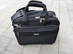 Pilot case op wieltjes, Ophalen, Nieuw, Wieltjes