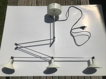 Space age lamp beschikbaar voor biedingen