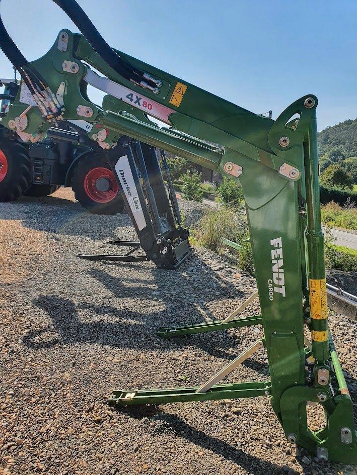 Chargeur frontal FENDT, Articles professionnels, Aménagement de Bureau & Magasin | Pièces, Enlèvement ou Envoi