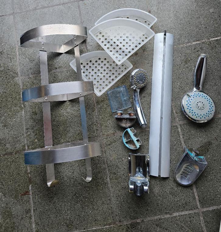 badkamer accessoirs - GRATIS 🚿🛀 🛀, Huis en Inrichting, Badkamer | Complete badkamers, Ophalen