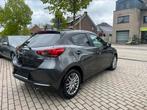 Mazda2 Bj2022 Benzine Automaat met 4900km NEW, Testrit aan huis, 4 cilinders, USB, Bedrijf