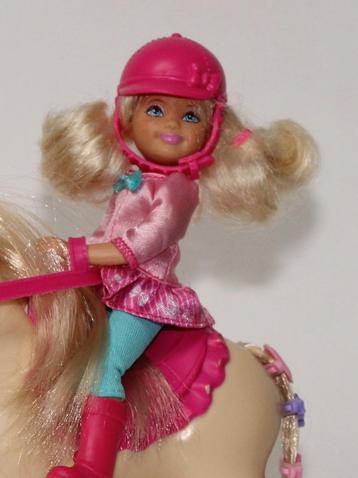 Barbie Chelsea et Poney disponible aux enchères