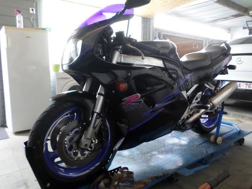 GSXR 1100 - oldtimer / suzuki, Motoren, Motoren | Oldtimers, Super Sport, meer dan 35 kW, 4 cilinders, Ophalen