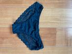 Blauwe slip met kant Intissimo mt 42, Vêtements | Femmes, Slip, Enlèvement ou Envoi