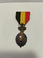 Belgische Arbeidsmedaille 2e klasse (25 jaar) vintage, Ophalen of Verzenden, Overige materialen