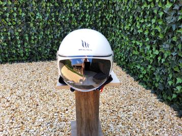 Scooter helmen  beschikbaar voor biedingen
