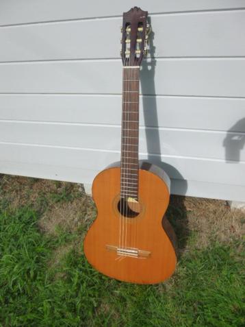 klassieke gitaar yamaha beschikbaar voor biedingen