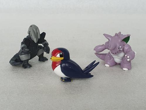 Lot van 3 Pokémon figuren: Aggron, Nidoking & Taillow, Hobby en Vrije tijd, Verzamelkaartspellen | Pokémon, Gebruikt, Overige typen