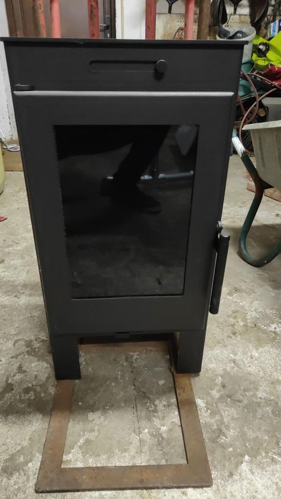 Poêle a bois 6,3kw neuf, Huis en Inrichting, Kachels, Zo goed als nieuw, Houtkachel, Hout, Ophalen