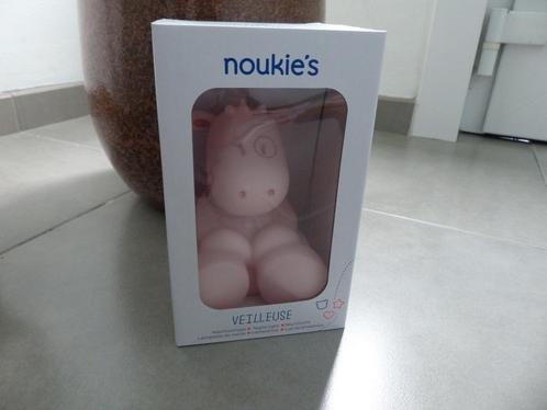 Noukies roze nachtlampje lola - nieuw, Kinderen en Baby's, Kinderkamer | Inrichting en Decoratie, Nieuw, Ophalen of Verzenden