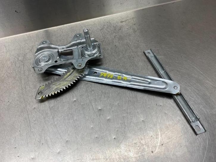 RAAMMECHANIEK RECHTS ACHTER Nissan Micra (K14), Auto-onderdelen, Ruiten en Toebehoren, Nissan, Gebruikt