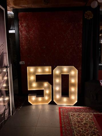 Lichtcijfers te huur 50/5 beschikbaar voor biedingen
