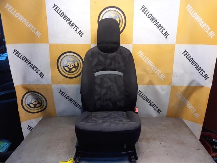 Stoel rechts van een Suzuki Alto, Auto-onderdelen, Interieur en Bekleding, Suzuki, Gebruikt, 3 maanden garantie, Ophalen of Verzenden