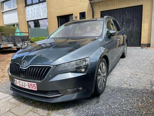skoda superb 1.6tdi greenline, Auto's, Skoda, Particulier, Superb, Diesel, Euro 6, Handgeschakeld, Zilver of Grijs, Zwart, Stof