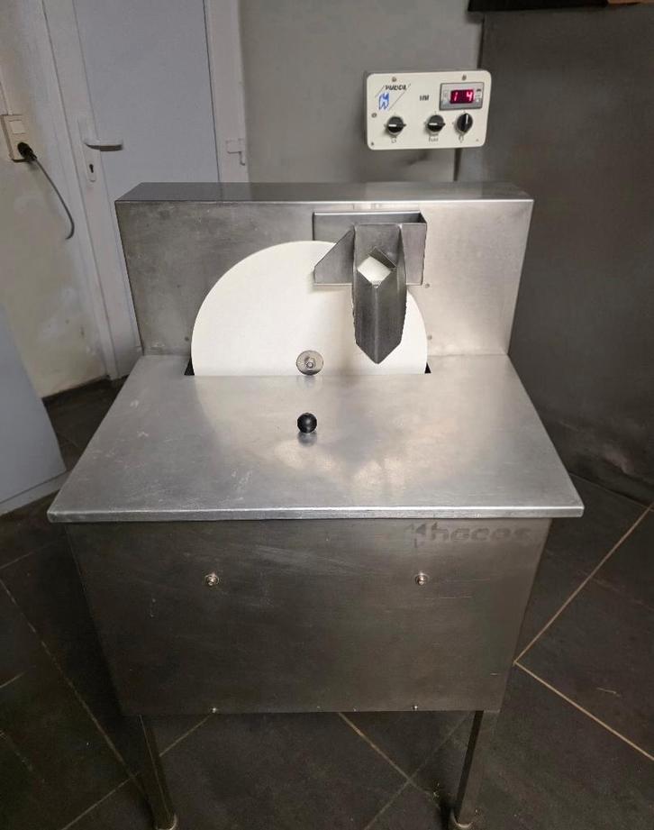 Machine à meules à chocolat Hacos — 30 kg — 220 V, Articles professionnels, Horeca | Équipement de cuisine, Autres types, Utilisé