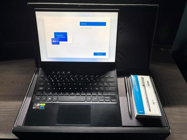 ASUS ROG Flow X13 + stylus + logitech muis + laptoptas, Computers en Software, Windows Laptops, 13 inch, SSD, 3 tot 4 Ghz, 16 GB