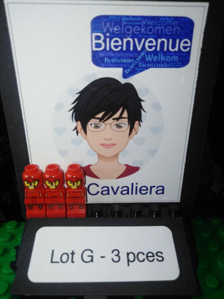 Lot G: 3 microfiguren van Lego Games Mino Red Gladiators, Kinderen en Baby's, Speelgoed | Duplo en Lego, Zo goed als nieuw, Lego