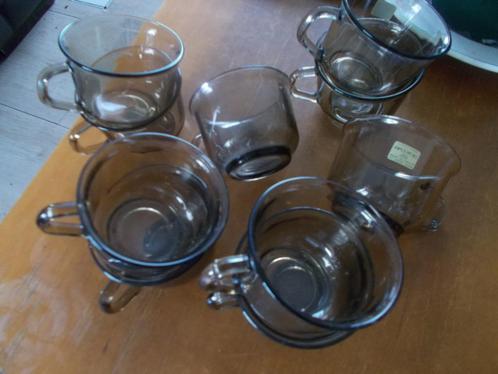 10 Vintage Franse Arcoroc bruine glazen koffietassenB, Huis en Inrichting, Keuken | Servies, Glas, Ophalen of Verzenden