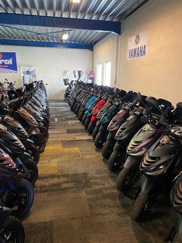 GROOT AANBOD PIAGGIO ZIP beschikbaar voor biedingen