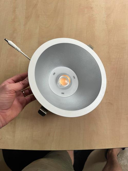 Spots verlichting soft 200 satin met driver slechts 1j oud, Doe-het-zelf en Bouw, Bouwverlichting, Zo goed als nieuw, Lamp met armatuur