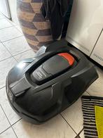 Husquvarna robotmaaier, Tuin en Terras, Robotmaaiers, Ophalen, Zo goed als nieuw, Minder dan 20 cm, Husquvarna