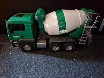 Bruder betonmixer  beschikbaar voor biedingen