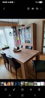 table avec 6 chaises et vitrine, Maison & Meubles, Enlèvement