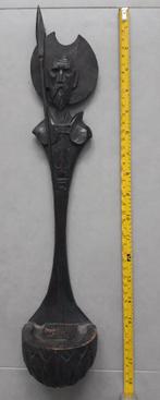 Sculptures en bois, Enlèvement