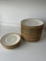 24 vintage borden, Antiek en Kunst, Antiek | Servies compleet, Ophalen of Verzenden