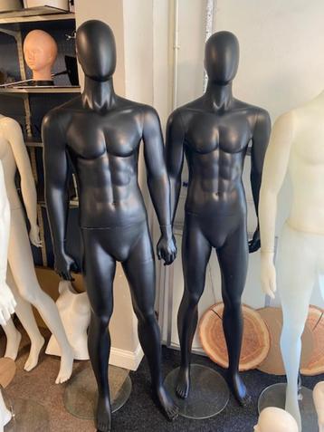 zwarte heren etalagepoppen paspop etalagefiguur mannequin