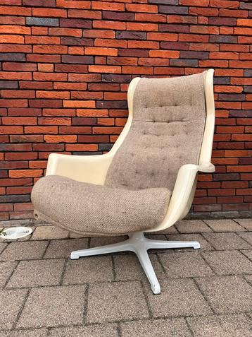 Galaxy draaifauteuil van Alf Svensson voor DUX beschikbaar voor biedingen