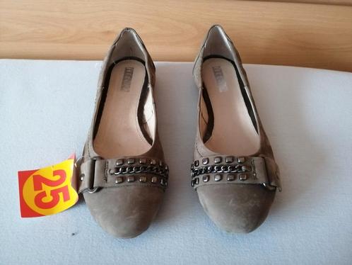 Nieuwe, prachtige leren instappers van T41, Kleding | Dames, Schoenen, Nieuw, Bruin, Ophalen of Verzenden