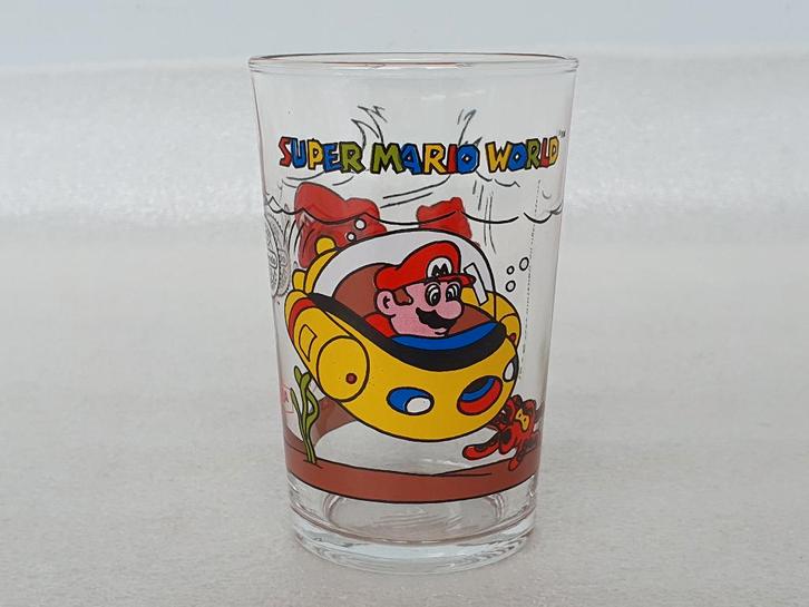Verzamelglas Super Mario World (Nintendo, Amora, 1993), Collections, Verres & Petits Verres, Utilisé, Verre à soda, Enlèvement ou Envoi