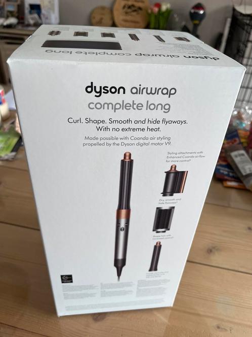 Dyson airwrap complete long - zga nieuw - garantie, Handtassen en Accessoires, Uiterlijk | Haarverzorging, Zo goed als nieuw, Ophalen of Verzenden