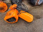 HITACHI Elektrischetakel 1 ton 230V zo goed als nieuw Geen o, Ophalen, Zo goed als nieuw, Elektrisch