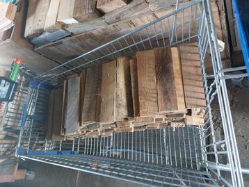 Planken in zakjes 2.50 per zak beschikbaar voor biedingen