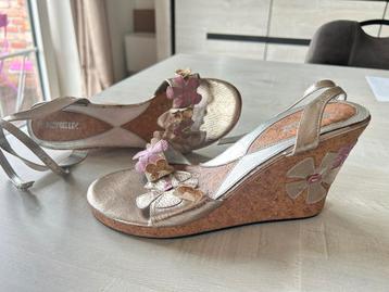Zomerschoenen voor dames maat 40 beschikbaar voor biedingen