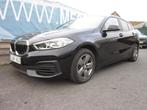 BMW 116iA NAVI + KOPLAMP LED + AUTOMAAT + PDC + CRUISE C., Auto's, BMW, 116 g/km, Zwart, Bedrijf, 5 deurs