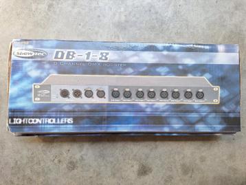 te koop showtec DB-1-8 dmx booster/splitter  beschikbaar voor biedingen
