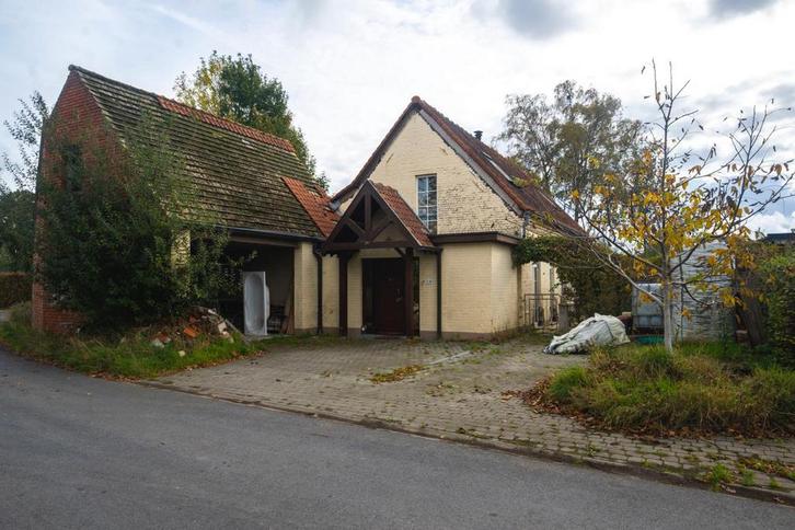 Huis in verbouwing op unieke locatie te Merendree te koop, Immo, Huizen en Appartementen te koop, Provincie Oost-Vlaanderen, 500 tot 1000 m²